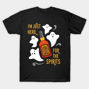 Funny I’m just here for the spirits Halloween Drinker T-Shirt